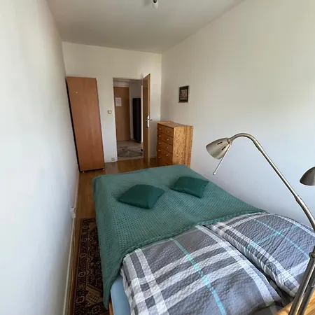 Apartamento Wygodny Apartament Dla Rodziny 3-5 Osobowej Varsóvia