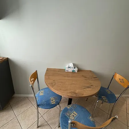 Apartamento Wygodny Apartament Dla Rodziny 3-5 Osobowej Varsóvia