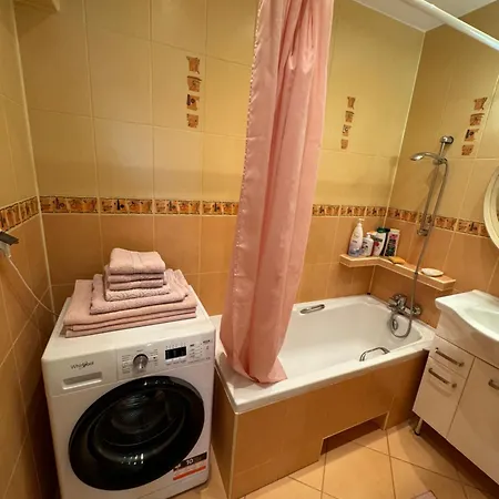 Wygodny Apartament Dla Rodziny 3-5 Osobowej Apartment *